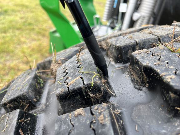 2019 John Deere 5125R Tractor