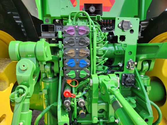 2024 John Deere 8R 370 Tractor