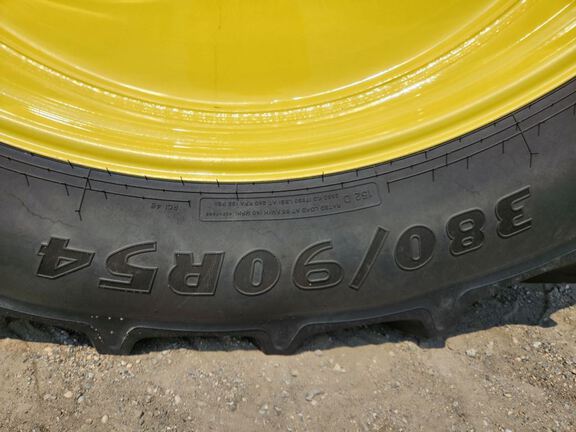 2024 John Deere 8R 370 Tractor