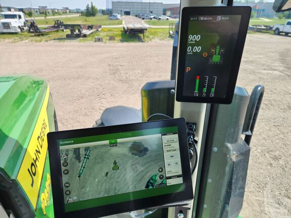 2024 John Deere 8R 370 Tractor