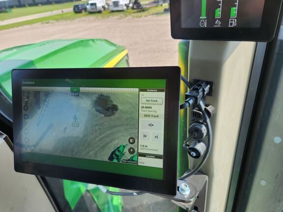 2024 John Deere 8R 370 Tractor