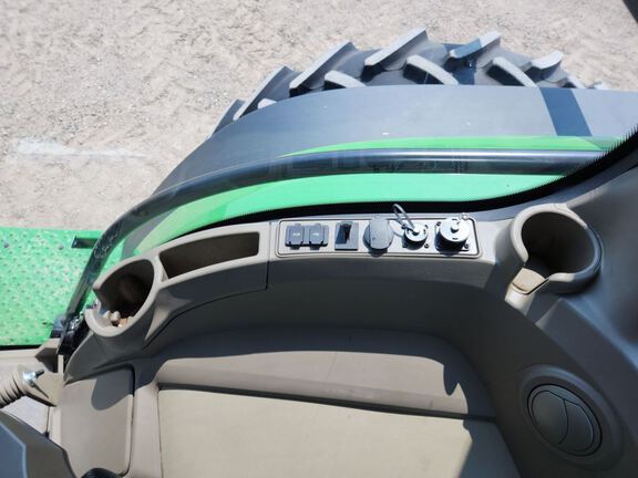 2024 John Deere 8R 370 Tractor