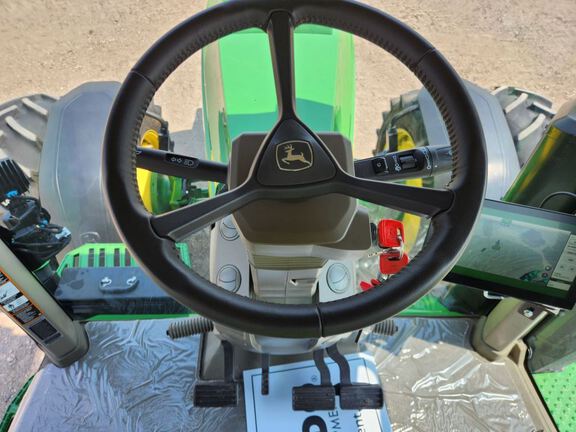 2024 John Deere 8R 370 Tractor