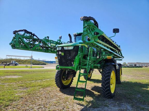 2025 John Deere 410R Sprayer/High Clearance