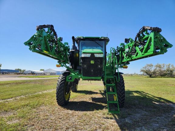 2025 John Deere 410R Sprayer/High Clearance