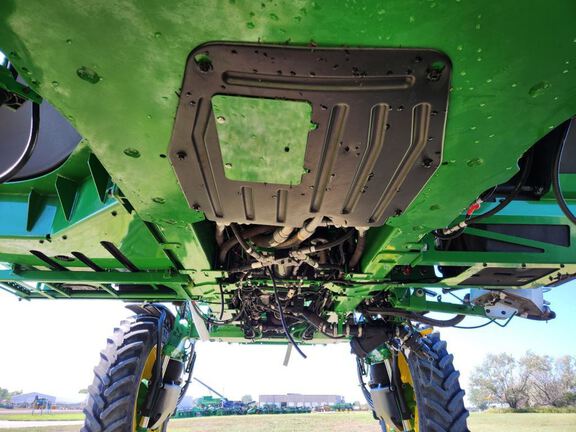 2025 John Deere 410R Sprayer/High Clearance
