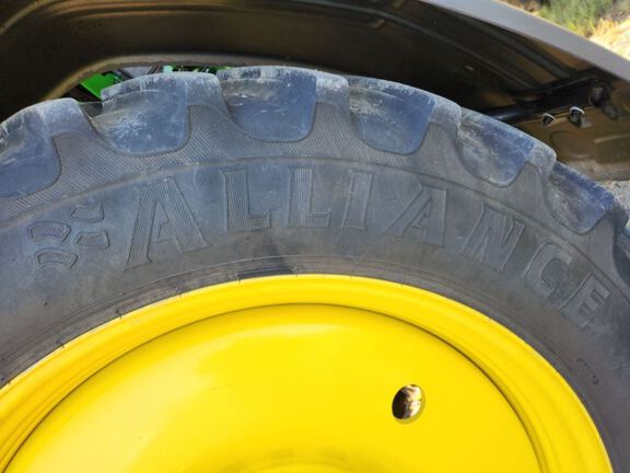 2025 John Deere 410R Sprayer/High Clearance