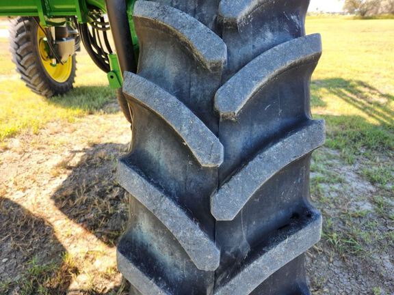 2025 John Deere 410R Sprayer/High Clearance