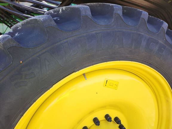 2025 John Deere 410R Sprayer/High Clearance