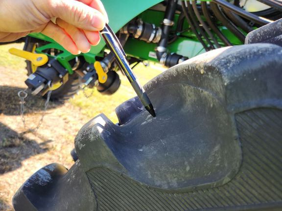 2025 John Deere 410R Sprayer/High Clearance