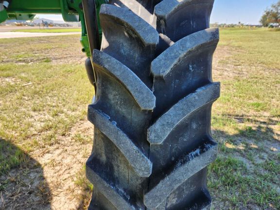 2025 John Deere 410R Sprayer/High Clearance