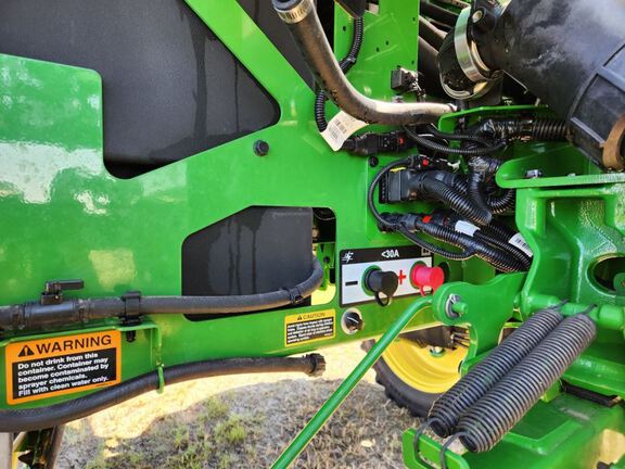 2025 John Deere 410R Sprayer/High Clearance
