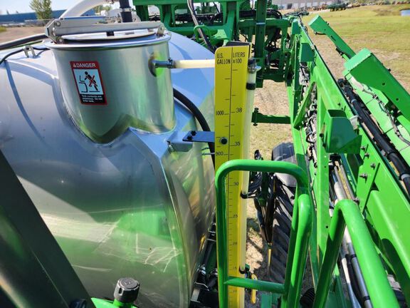 2025 John Deere 410R Sprayer/High Clearance