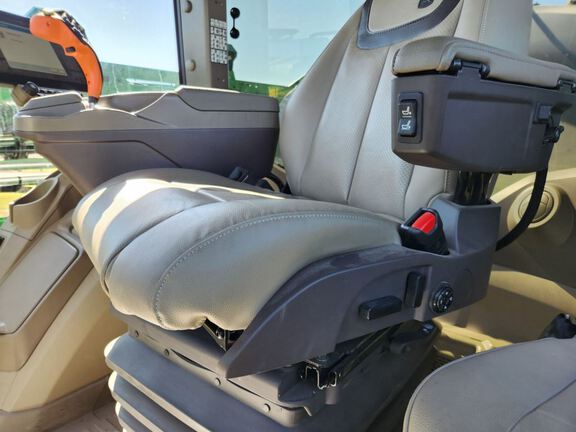 2025 John Deere 410R Sprayer/High Clearance