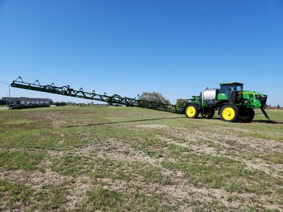 2025 John Deere 410R Sprayer/High Clearance