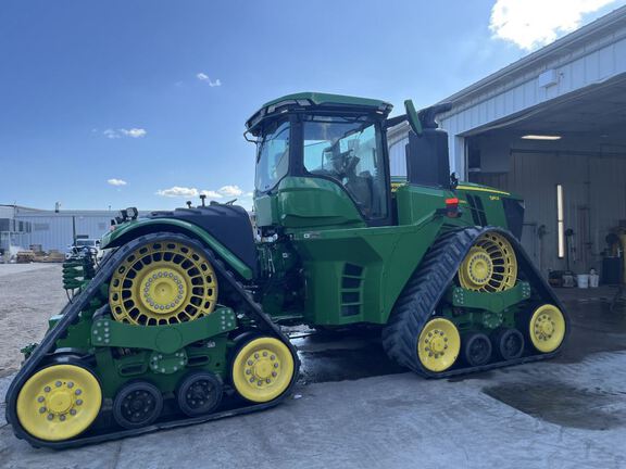 2023 John Deere 9RX 590 Tractor Rubber Track