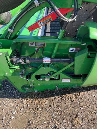 2025 John Deere RD40F Header Combine