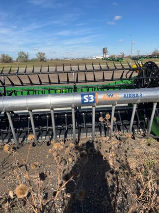2025 John Deere RD40F Header Combine