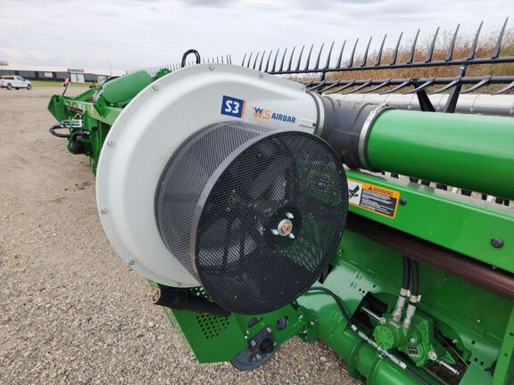 2025 John Deere RD40F Header Combine