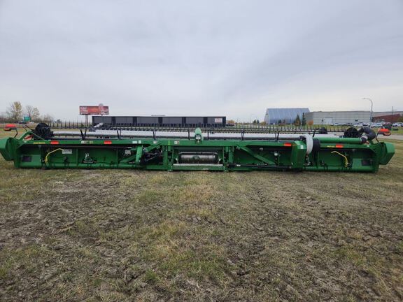 2025 John Deere RD40F Header Combine