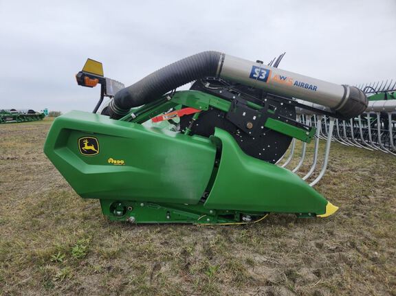 2025 John Deere RD40F Header Combine