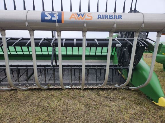 2025 John Deere RD40F Header Combine