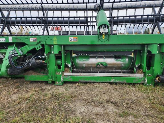 2025 John Deere RD40F Header Combine