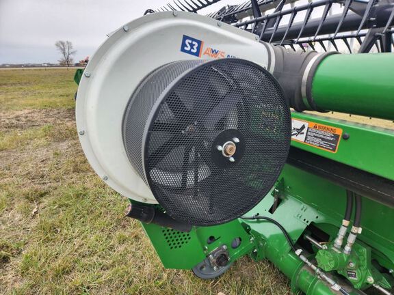 2025 John Deere RD40F Header Combine