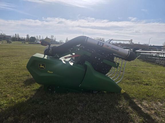 2025 John Deere RD40F Header Combine