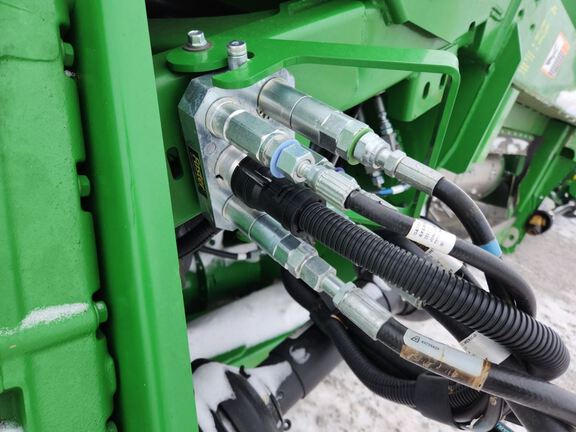 2025 John Deere RD40F Header Combine