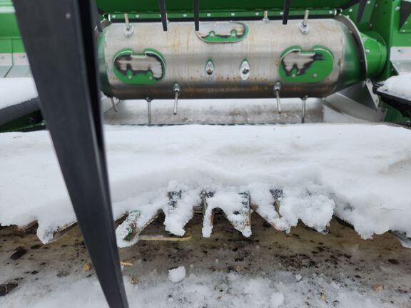 2025 John Deere RD40F Header Combine