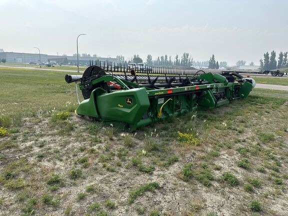 2025 John Deere RD40F Header Combine