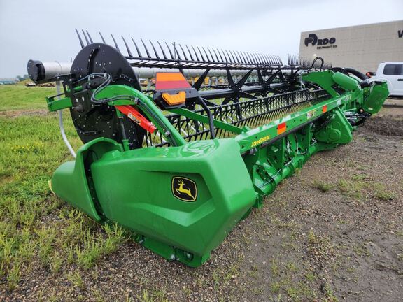 2024 John Deere RD40F Header Combine
