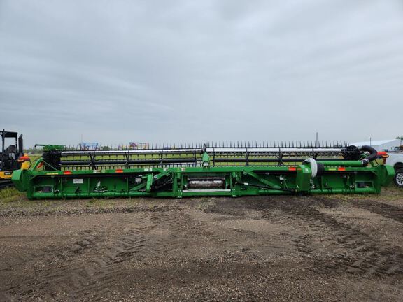 2024 John Deere RD40F Header Combine