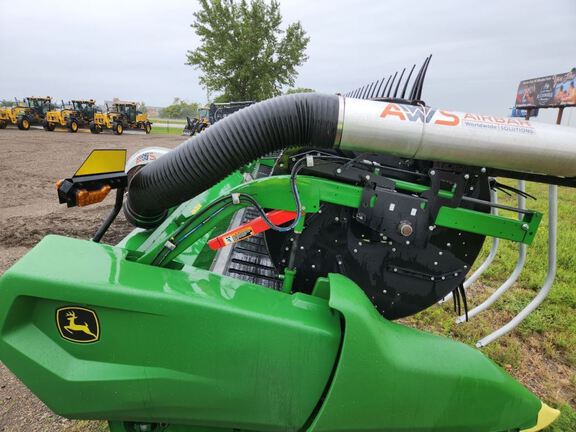2024 John Deere RD40F Header Combine