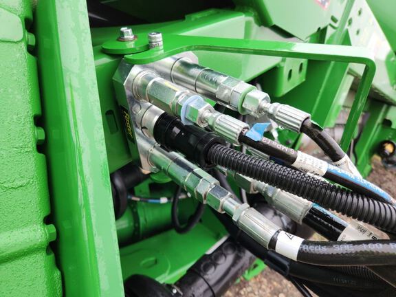 2024 John Deere RD40F Header Combine