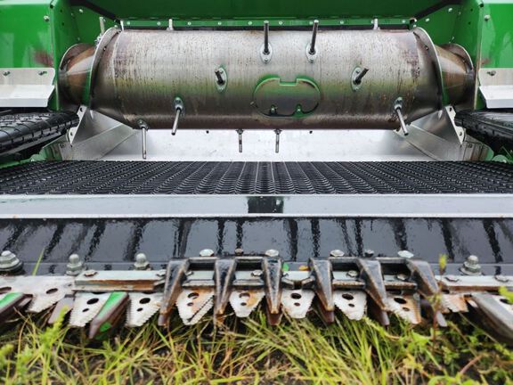 2024 John Deere RD40F Header Combine