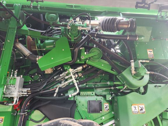 2022 John Deere S780 Combine