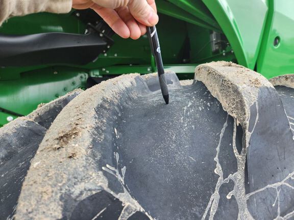 2022 John Deere S780 Combine