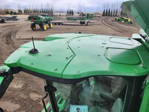 2022 John Deere S780 Combine