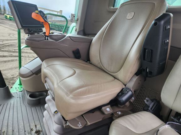 2022 John Deere S780 Combine