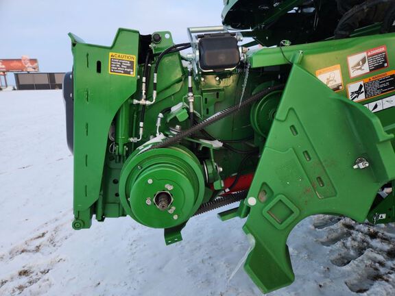 2025 John Deere S7 700 Combine