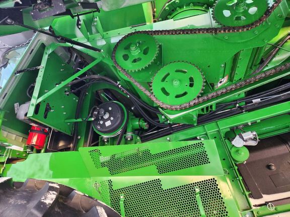 2025 John Deere S7 700 Combine