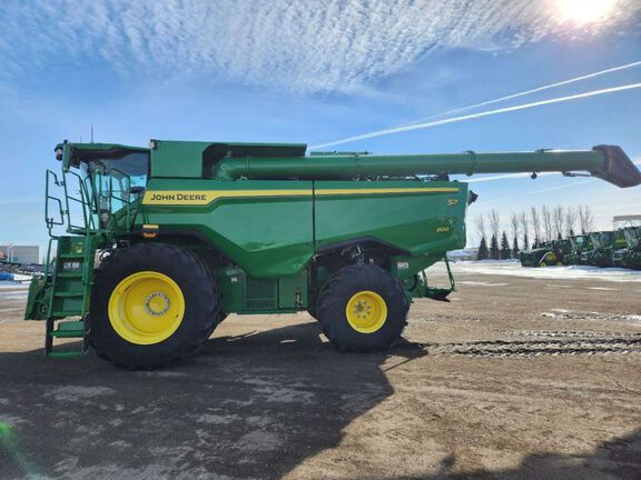 2025 John Deere S7 800 Combine
