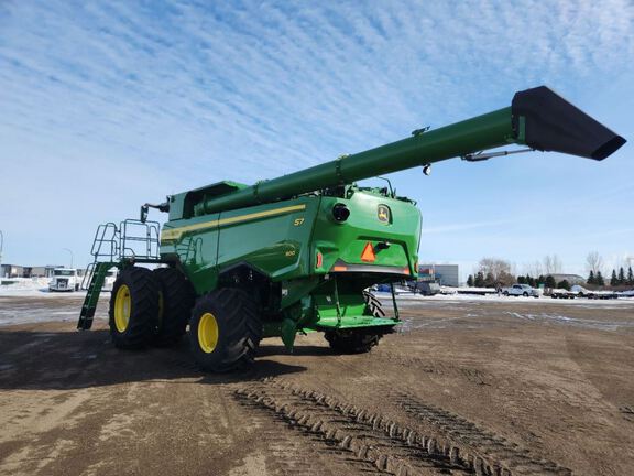 2025 John Deere S7 800 Combine