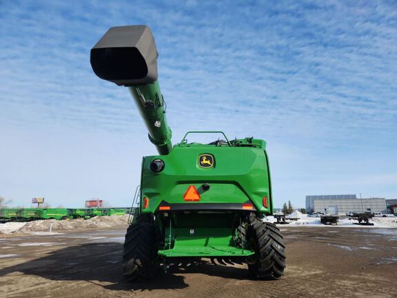 2025 John Deere S7 800 Combine