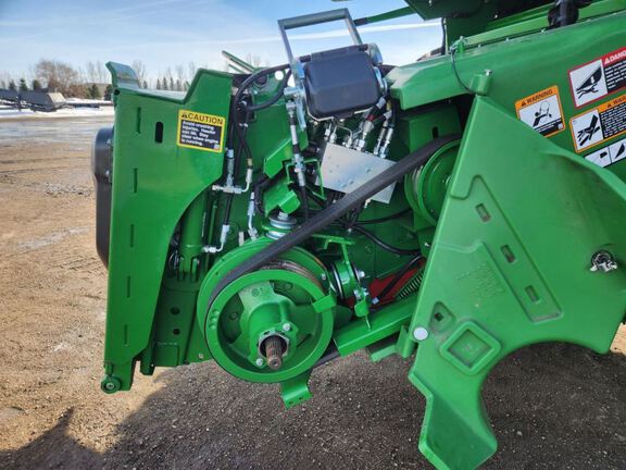 2025 John Deere S7 800 Combine