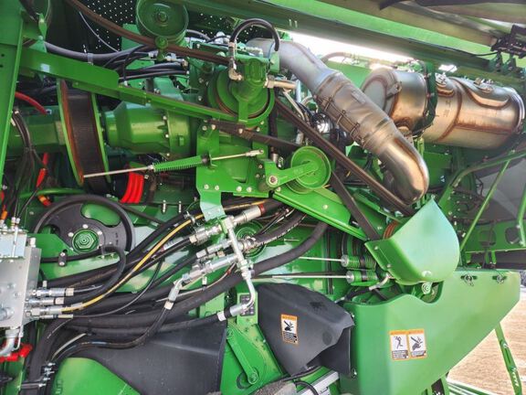 2025 John Deere S7 800 Combine