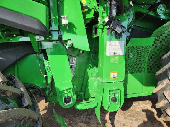 2025 John Deere S7 800 Combine