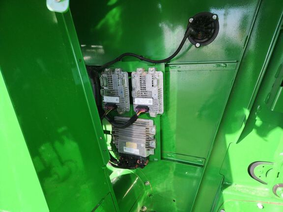 2025 John Deere S7 800 Combine